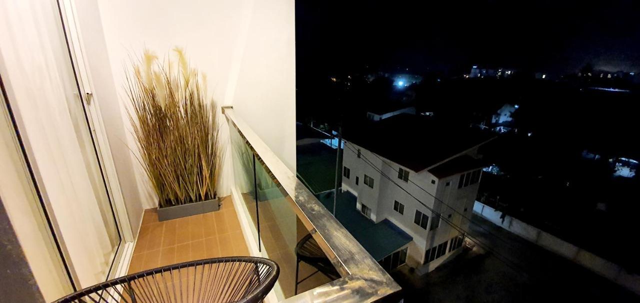 Sweet Seaview Flr6 With Toproop Pool Flr7 At The Blux Bangsaen Buitenkant foto